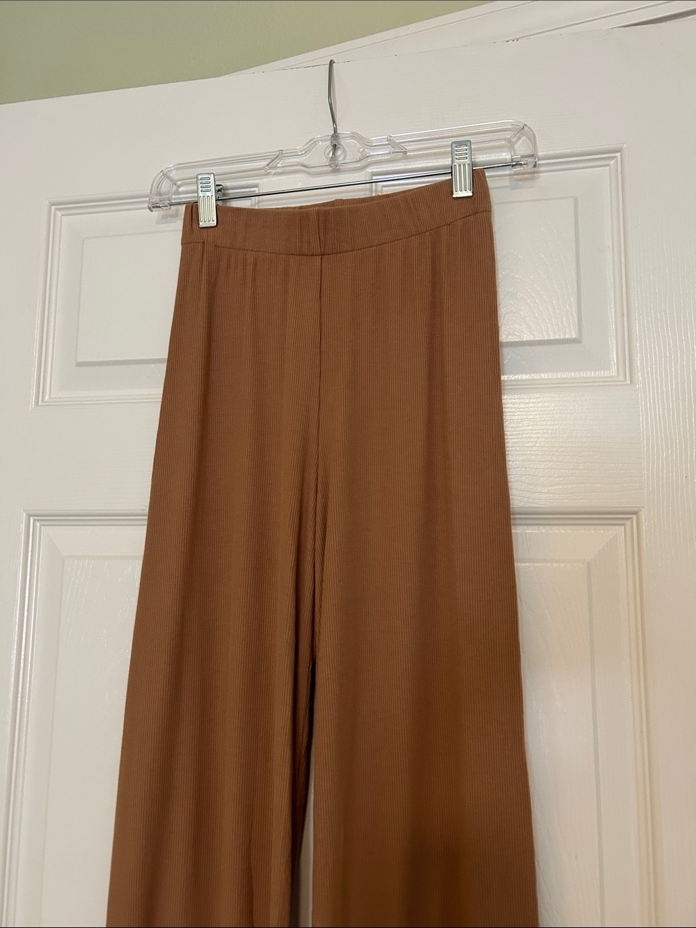 SKIMS Ribbed Drawstring Soft Lounge Pant - Picture 3 of 8
